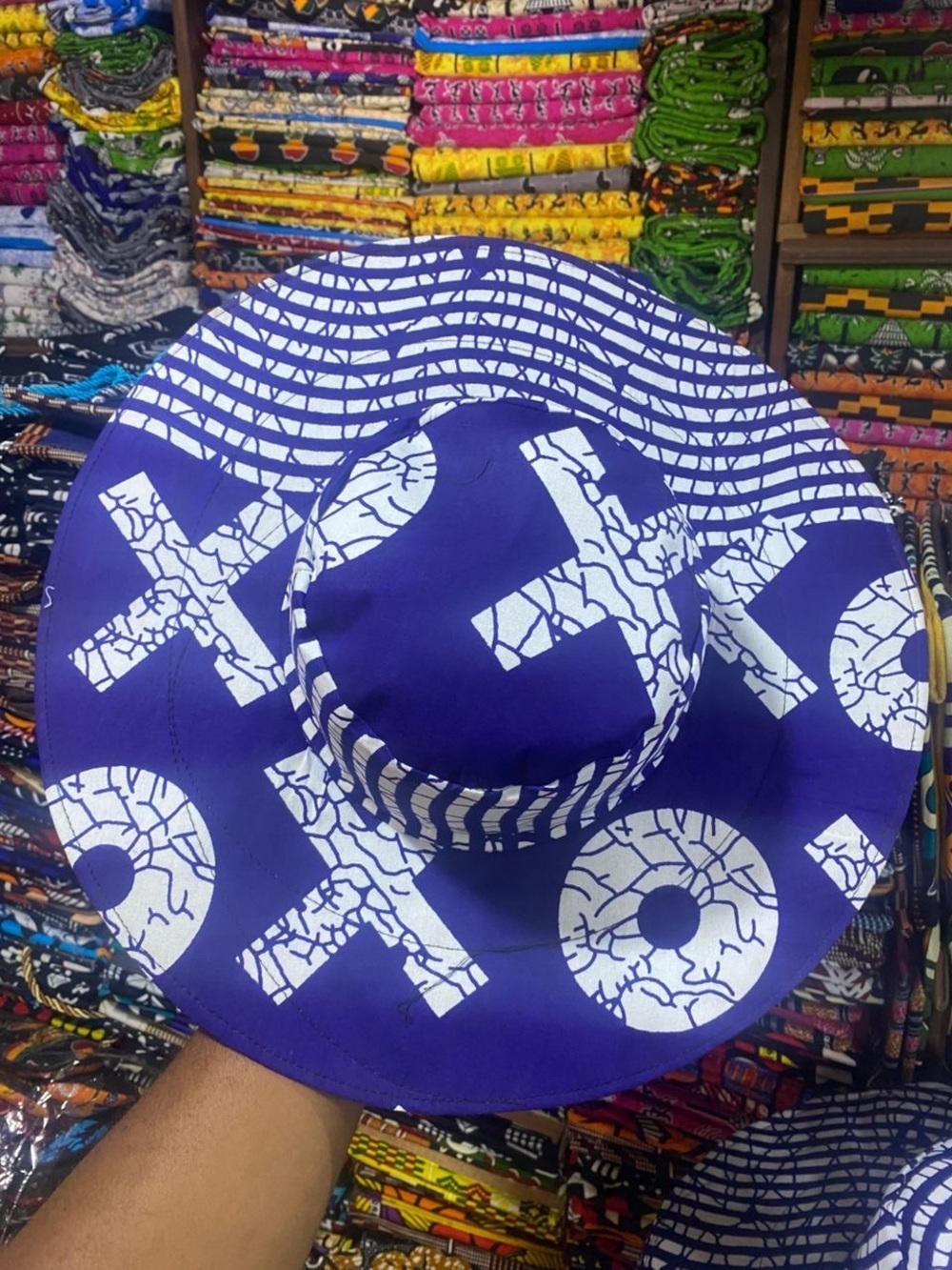 K-K Vogues African Print Bucket Hat - Wax Style - Fedora Hat in bleu and White
